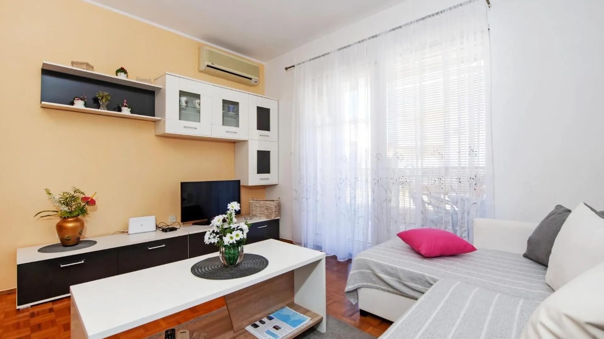 Brigth And Breezy Rovinj Apartments